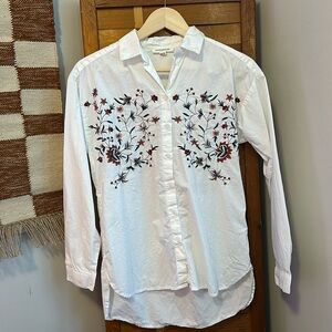 BeachLunchLounge Oversized Floral Embroidered White Button Long Sleeve Shirt XS